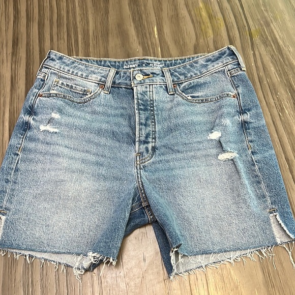 HIGH RISE STRAIGHT OLD NAVY JEAN SHORTS 12 - Picture 1 of 12